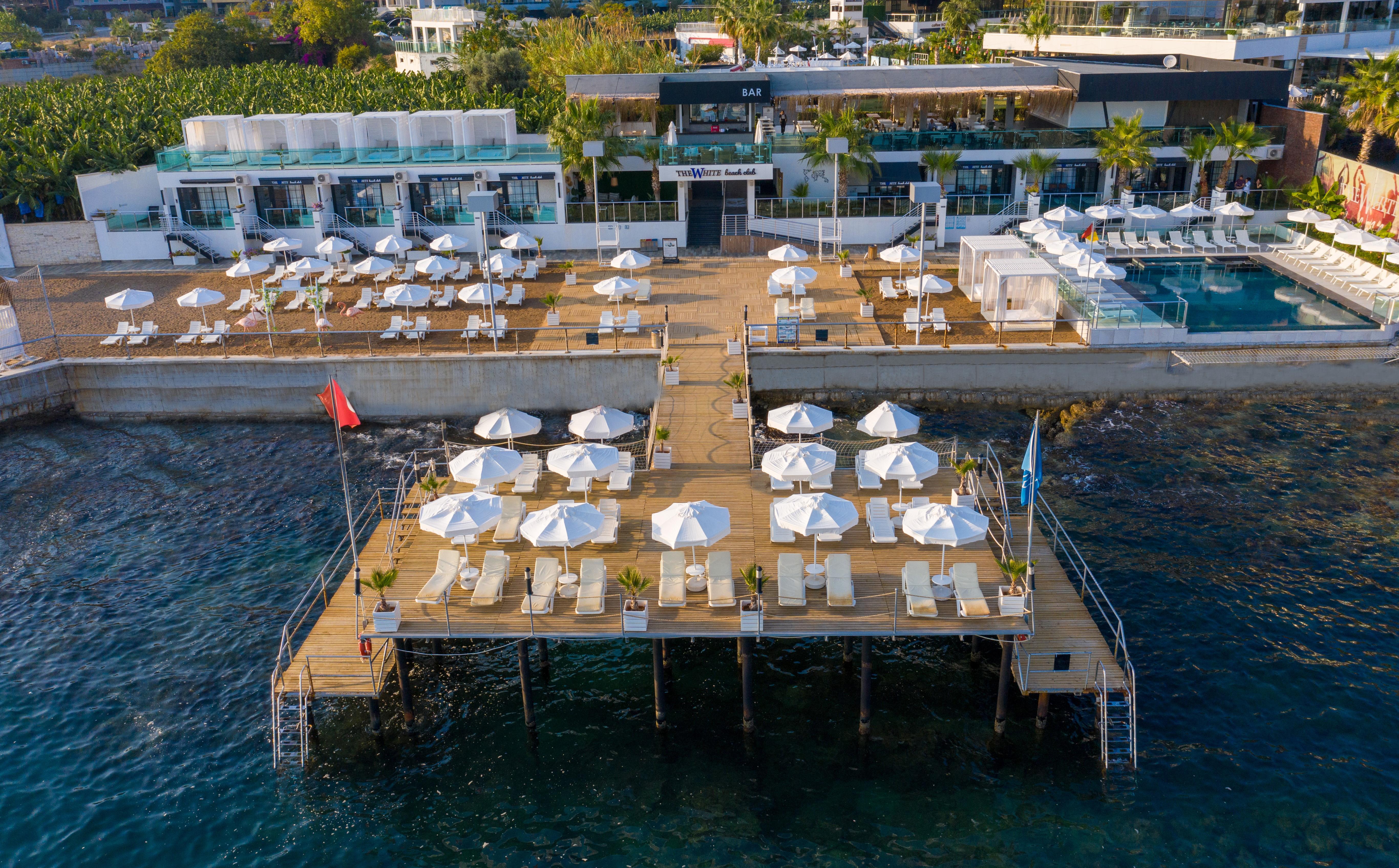 White Hotel 5*