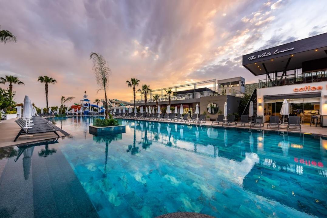 Hotel White Avsallar