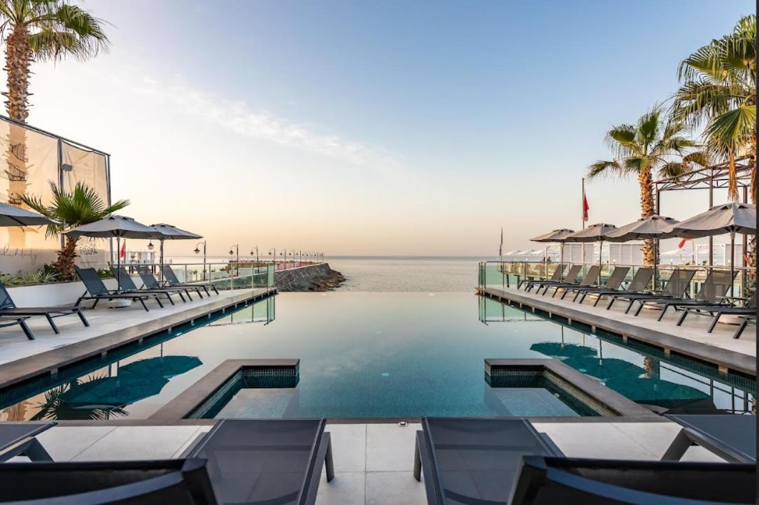 White Hotel 5*